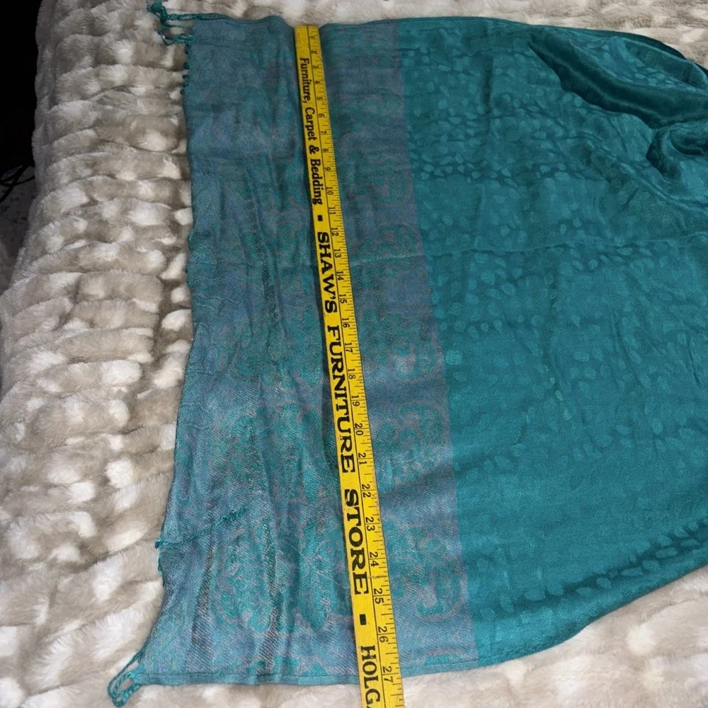VTG 100%‎ Himalaya Cashmere Scarf Hand Made Delicate Fringe Detailing Turquoise